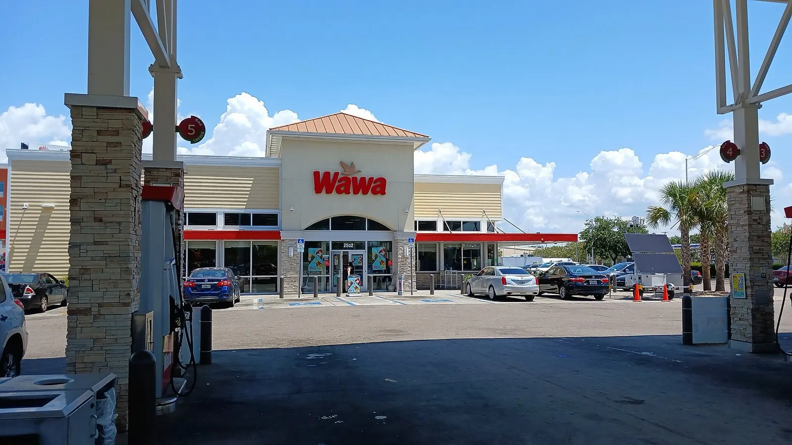 Gas station for sale in Florida — fuel and convenience store net-lease asset